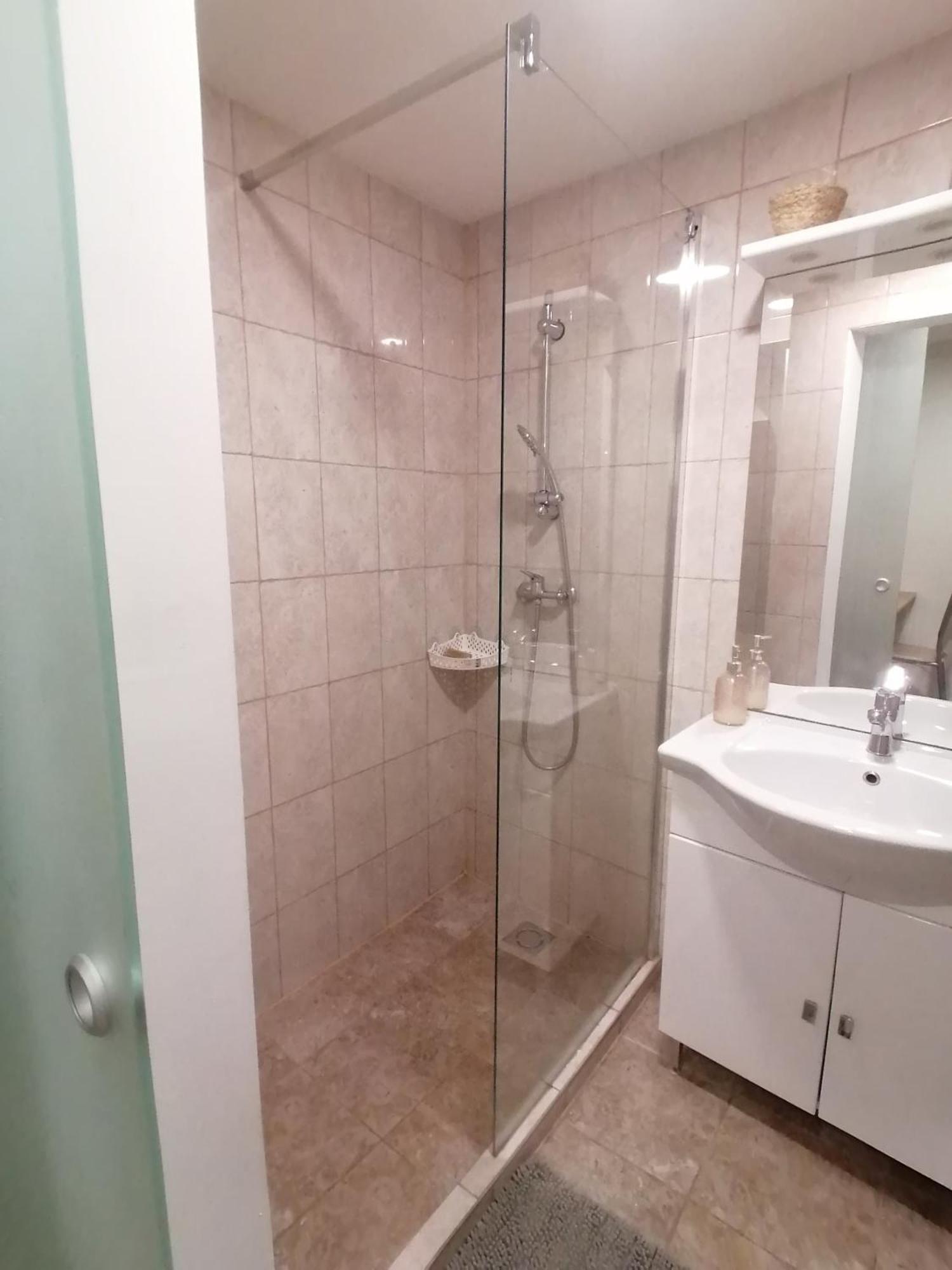 Ujkapu Sunshine Apartments Győr Rom bilde